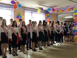 ДНП "Романовские дачи" поздравили выпускников 2019 года